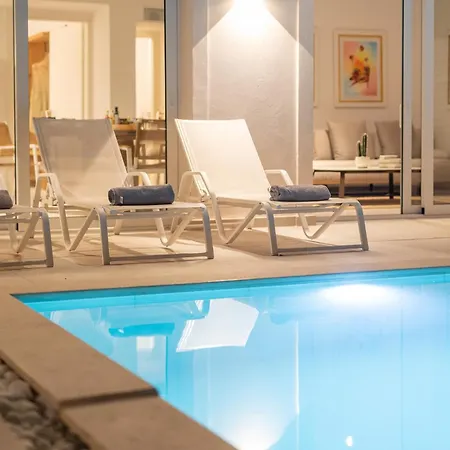 Achillion Luxury Corfu & Apartment