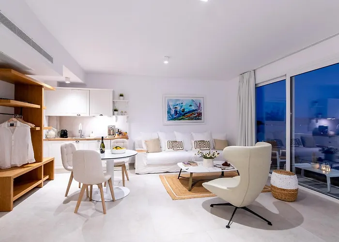 شقة Achillion Luxury Corfu & *