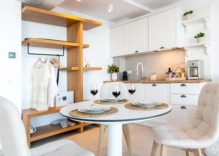 Achillion Luxury Corfu & *
