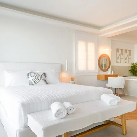 Achillion Luxury Corfu & Apartament