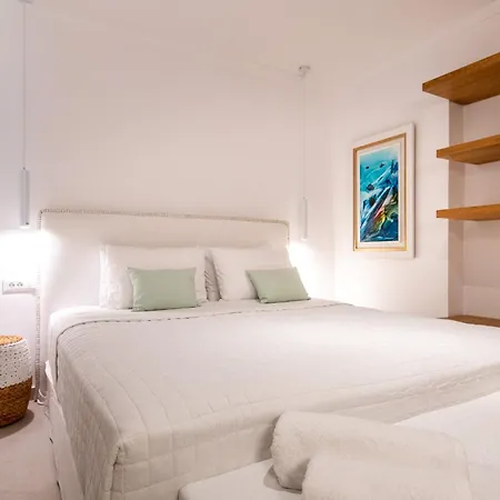 Achillion Luxury Corfu & *