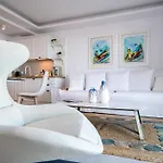Achillion Luxury Corfu & Apartmán