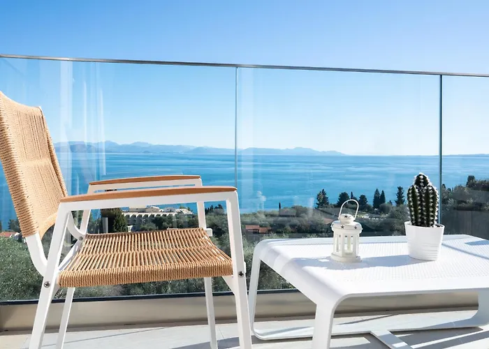 Achillion Luxury Corfu & *