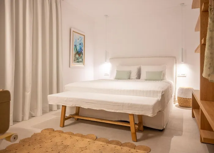 Achillion Luxury Corfu & Апартаменты Перама