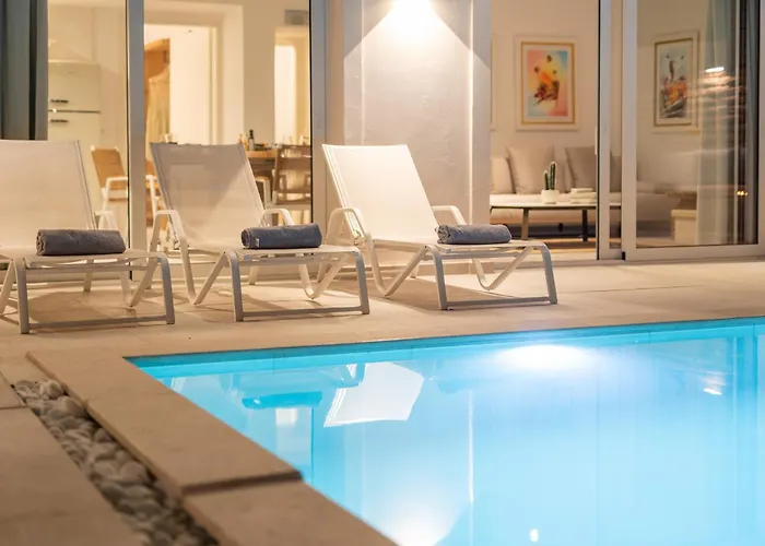 Achillion Luxury Corfu & Апартаменты