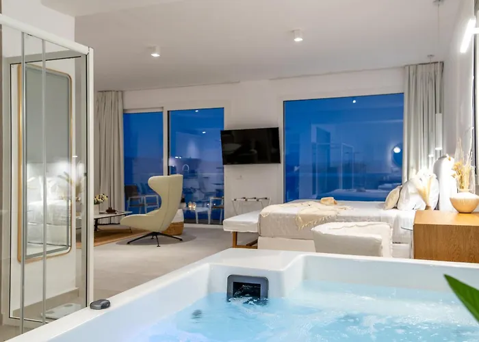 Achillion Luxury Corfu & Апартаменты