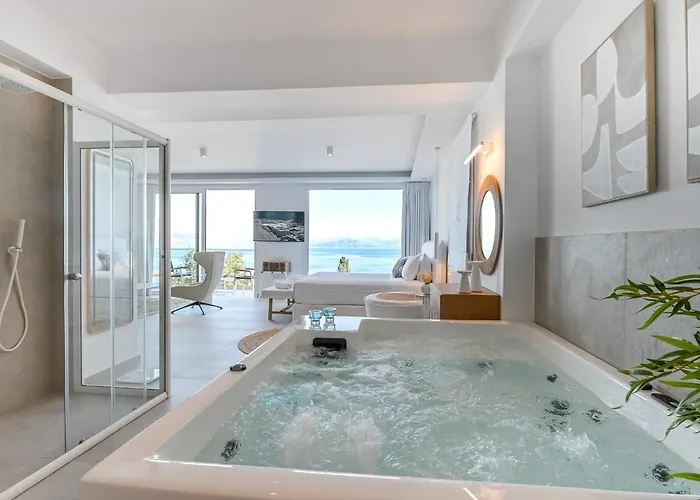 Achillion Luxury Corfu & Перама