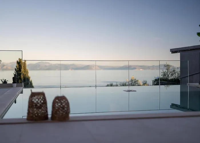 Апартаменты Achillion Luxury Corfu &