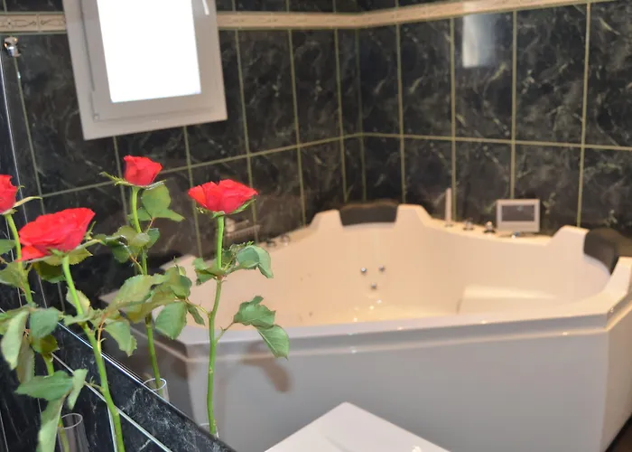 Achillion Luxury Corfu & Апартаменты *